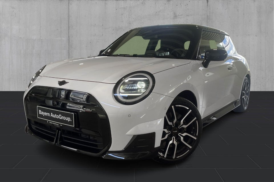 MINI Cooper SE JCW Trim XL 3d