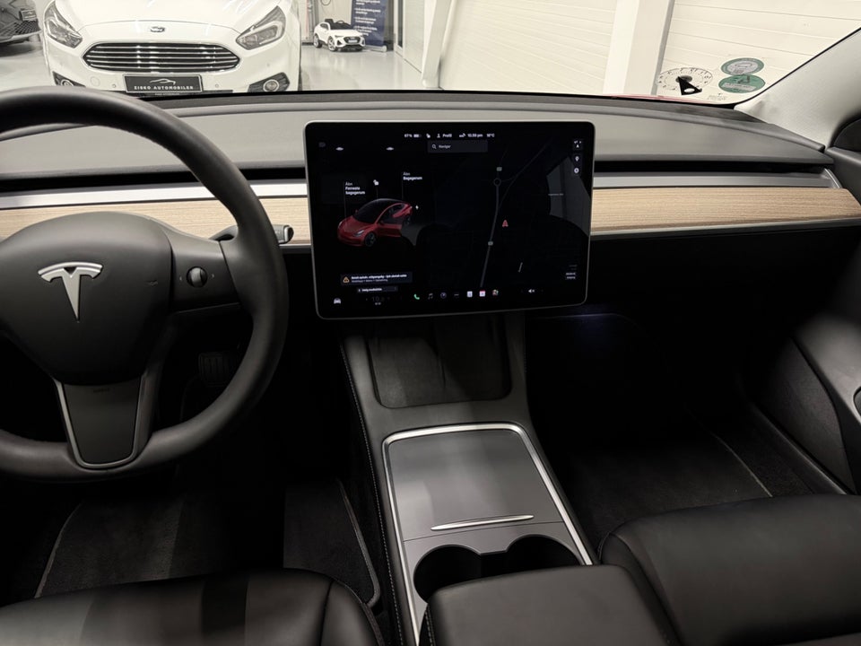 Tesla Model 3 Long Range AWD 4d
