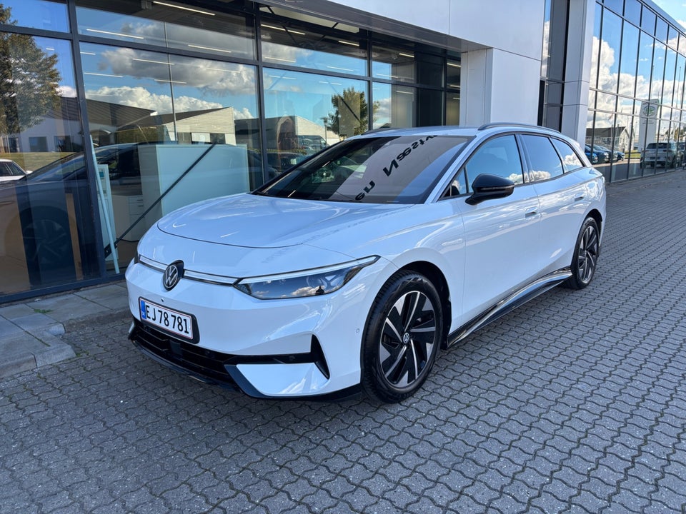 VW ID.7 86 Style S+ Tourer 5d