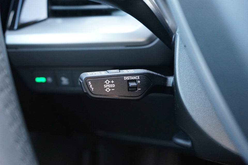 Audi Q4 e-tron 45 S-line 5d