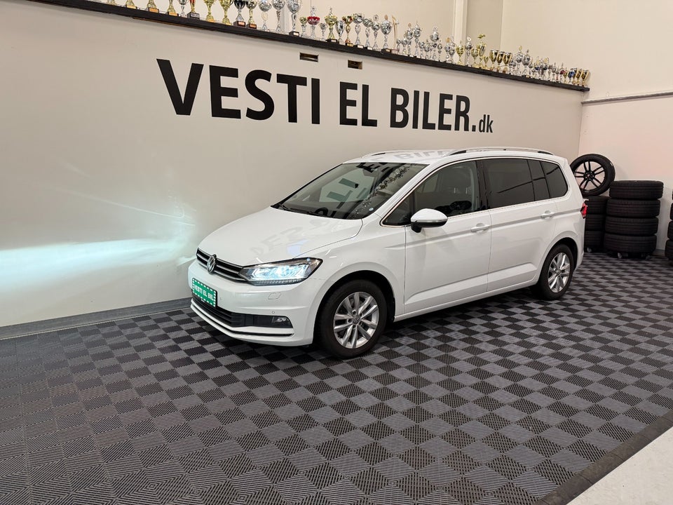 VW Touran 2,0 TDi 150 Highline DSG Van 5d