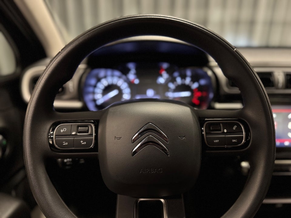 Citroën C3 1,2 PureTech 83 Shine 5d