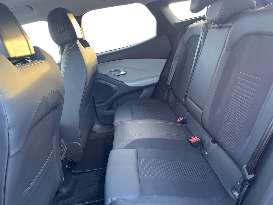 Ford Explorer 82 Premium Extended Range 5d