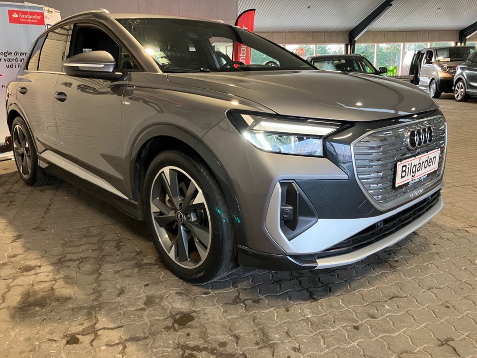 Audi Q4 e-tron 40 S-line 5d