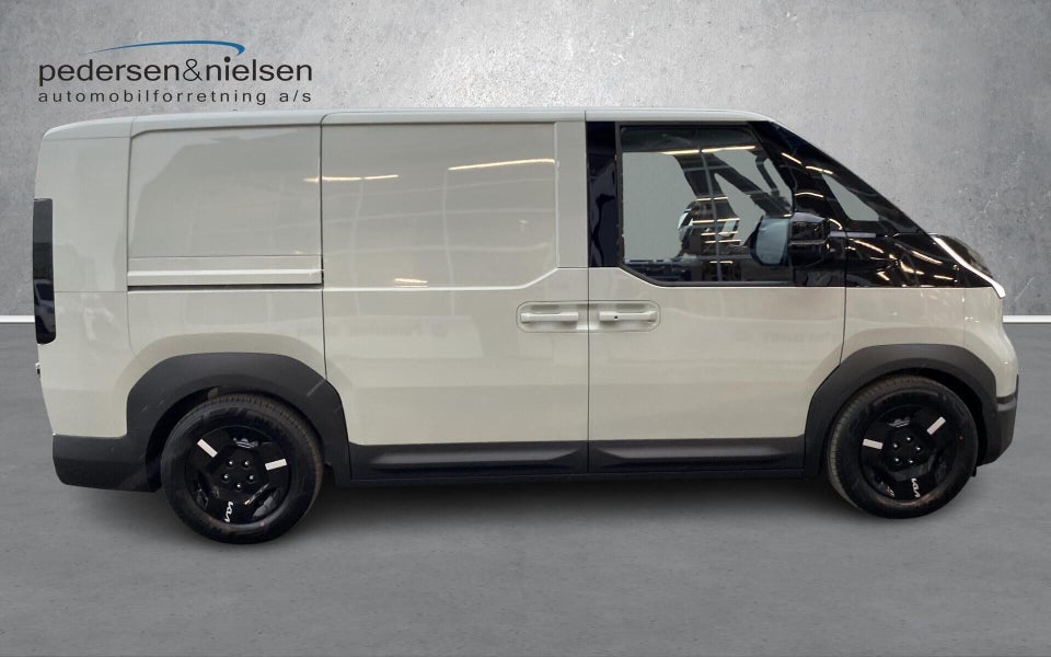 Kia PV5 71 Long Range Work Pro