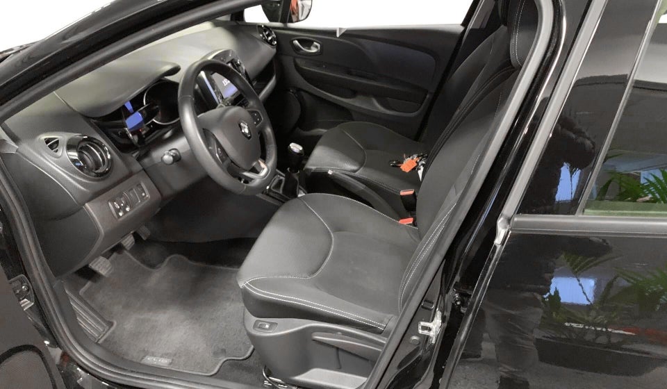 Renault Clio IV 0,9 TCe 90 Limited Sport Tourer 5d