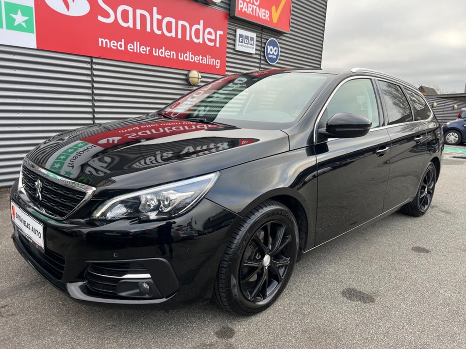 Peugeot 308 1,5 BlueHDi 130 Selection Sky SW 5d