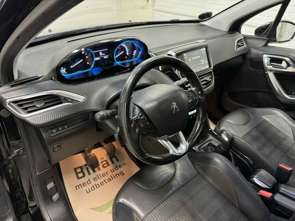 Peugeot 2008 1,6 BlueHDi 100 Allure Sky 5d