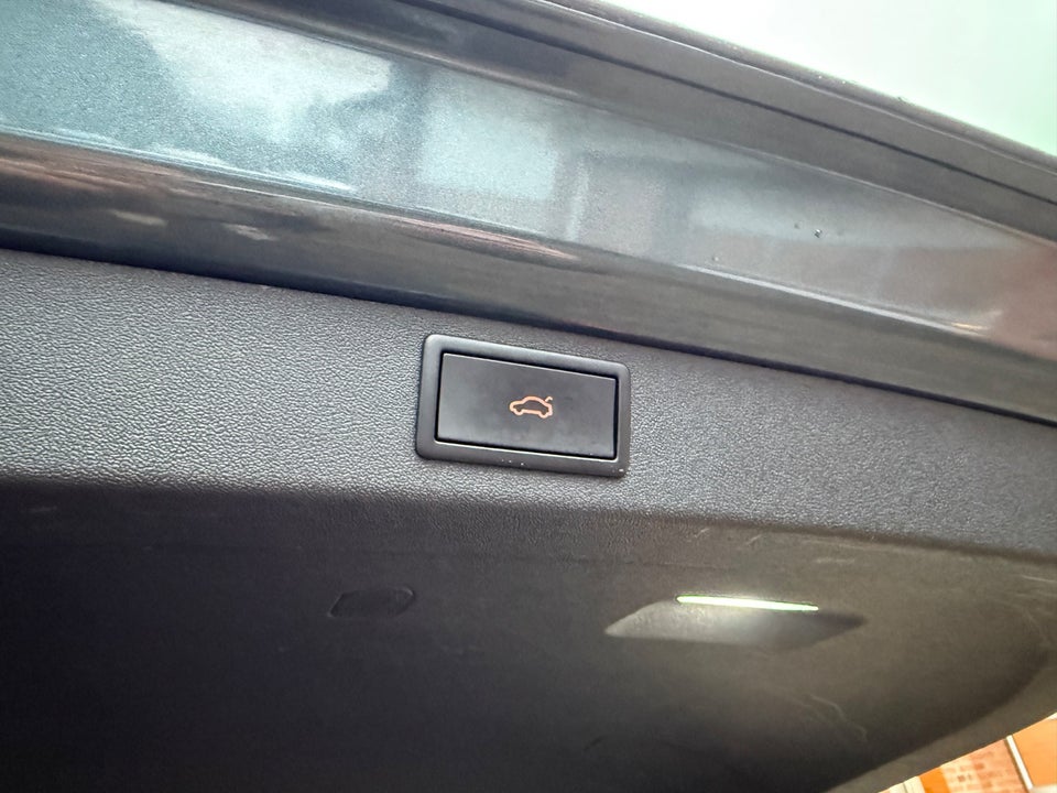 Skoda Enyaq 60 iV Loft 5d