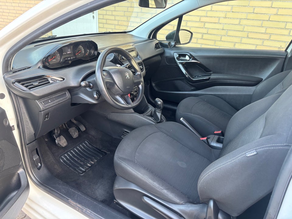Peugeot 208 1,0 VTi Access 3d
