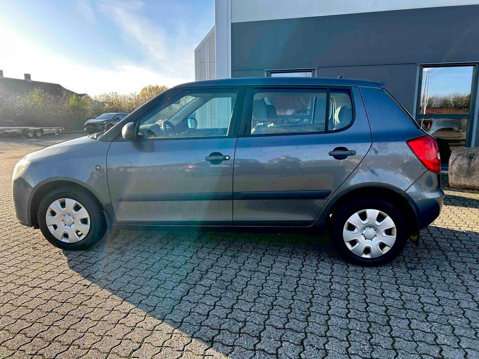 Skoda Fabia 1,2 12V Ambiente 5d