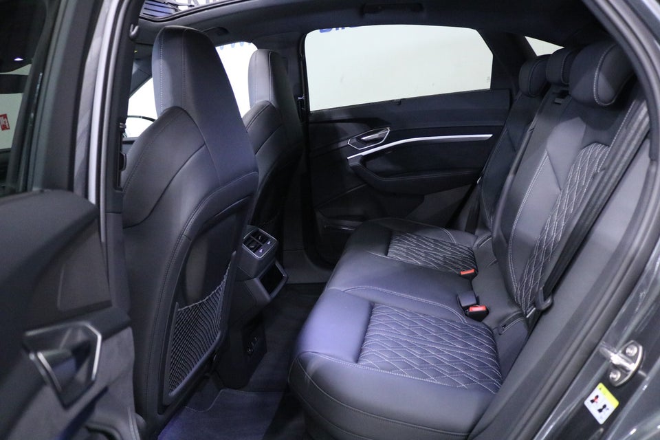 Audi Q8 e-tron 55 S-line Sportback quattro 5d