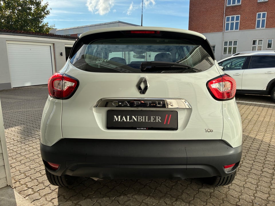 Renault Captur 1,2 TCe 120 Expression EDC 5d