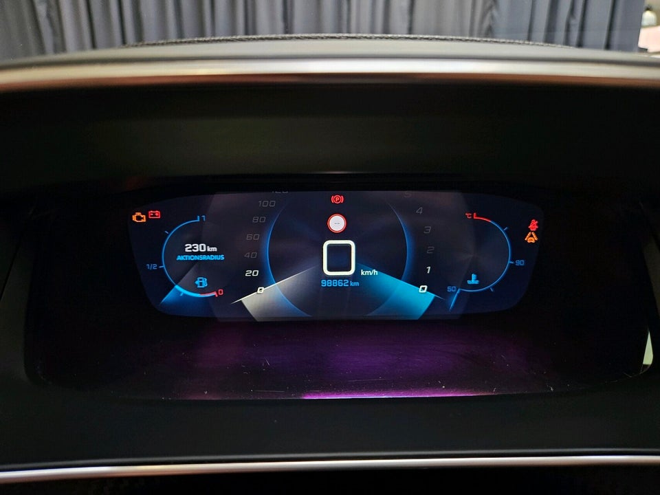 Peugeot 208 1,5 BlueHDi 100 Allure Sky 5d