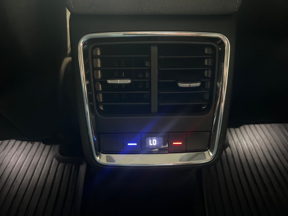 Skoda Enyaq 80 iV Loft 5d