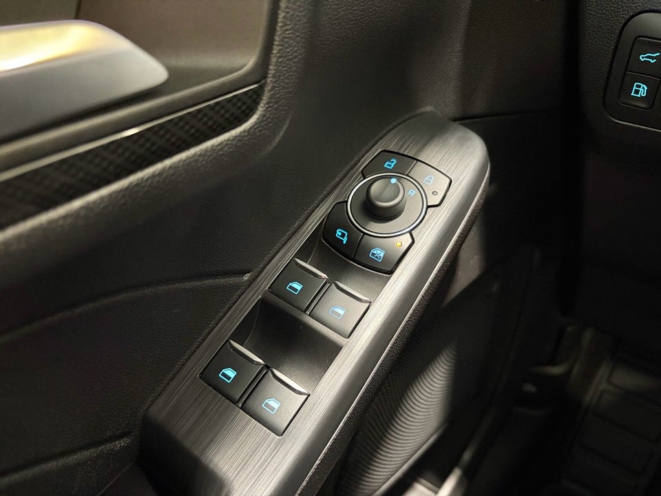 Ford Kuga 2,5 PHEV ST-Line X CVT 5d