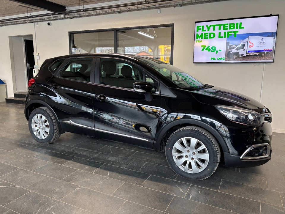 Renault Captur 0,9 TCe 90 Expression 5d