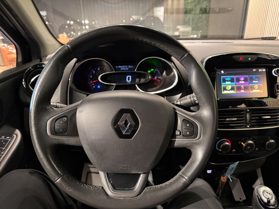 Renault Clio IV 1,5 dCi 90 Zen 5d