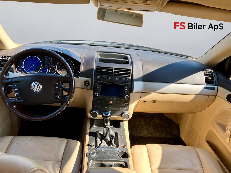 VW Touareg 2,5 TDi 4Motion Van 5d