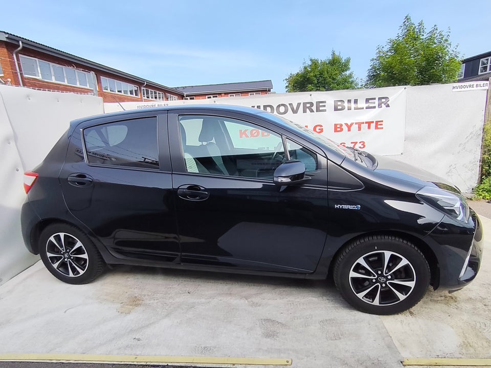 Toyota Yaris 1,5 Hybrid H2 Premium e-CVT 5d