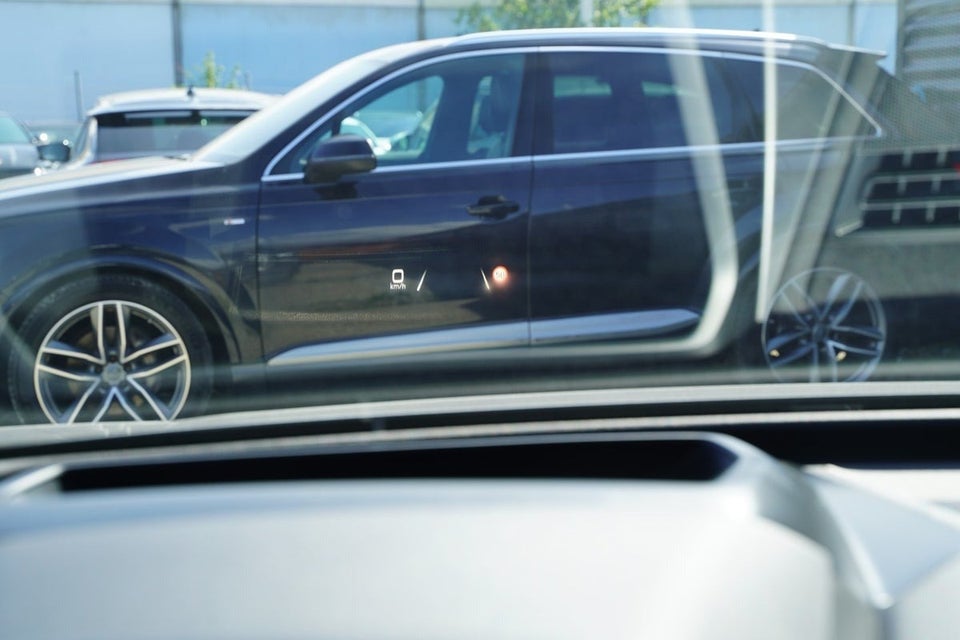 Audi Q4 e-tron 50 Attitude quattro 5d