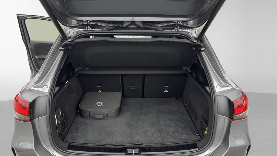 Mercedes EQA250 AMG Line 5d