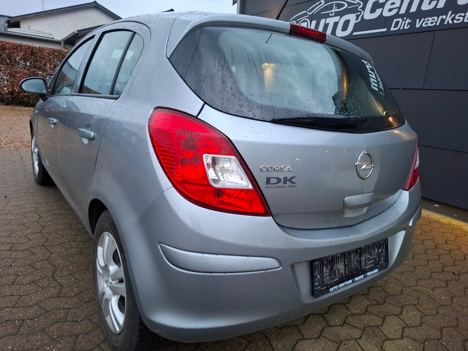 Opel Corsa 1,0 12V Enjoy 5d