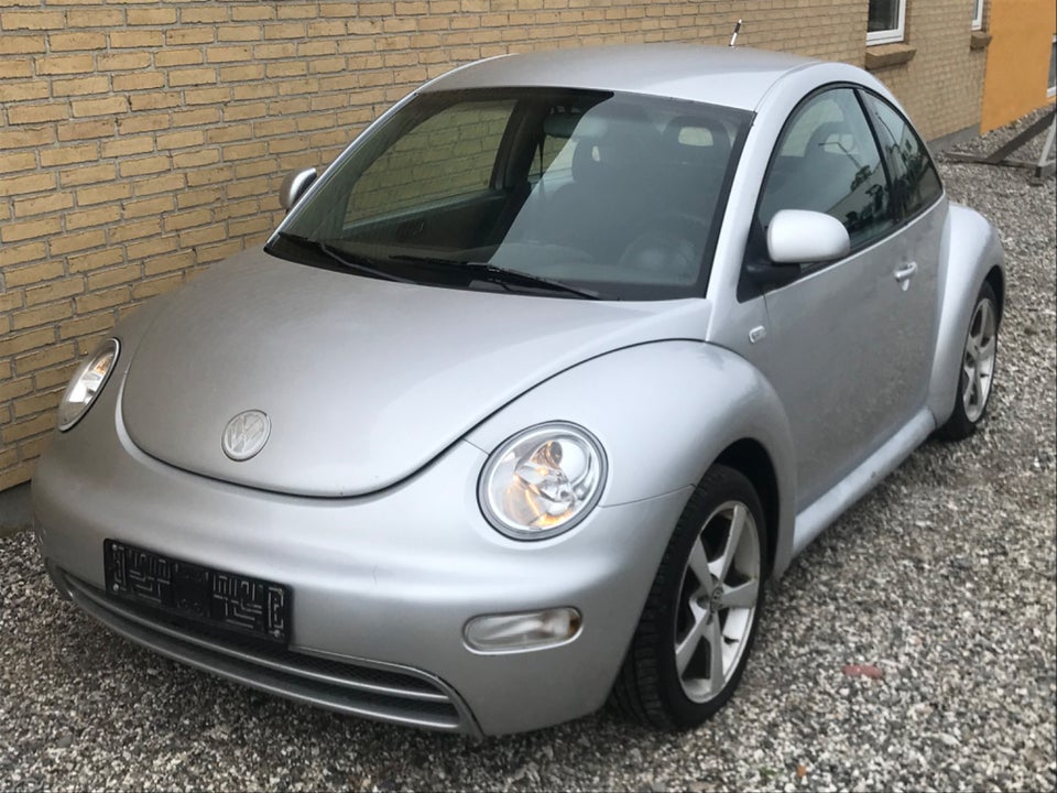 VW New Beetle 2,0 Highline 2d