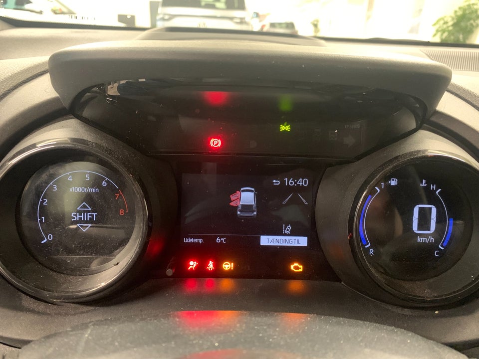 Toyota Yaris 1,5 Style 5d