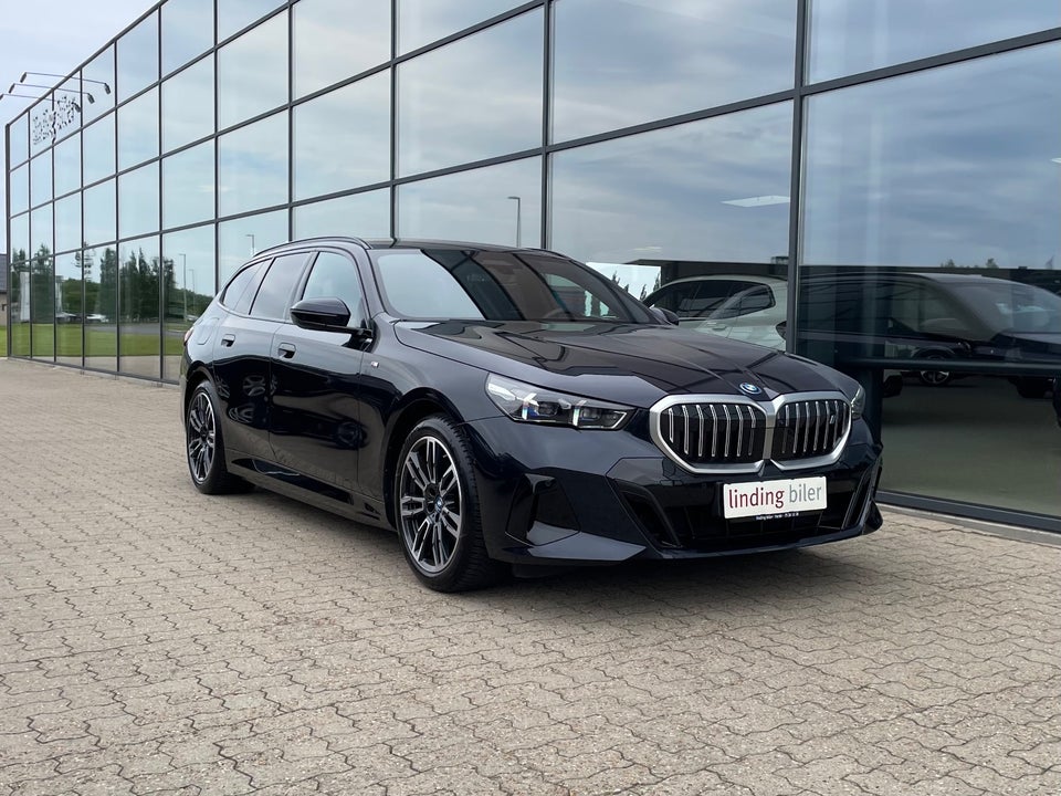 BMW i5 eDrive40 Touring Fully Charged 5d