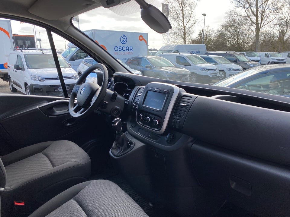 Renault Trafic T29 2,0 dCi 145 L2H1