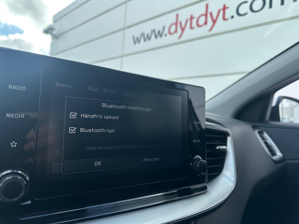 Kia Ceed 1,0 T-GDi Prestige SW 5d