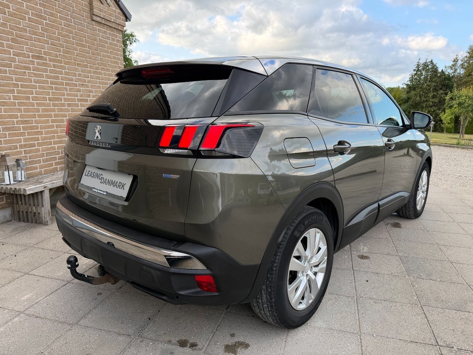 Peugeot 3008 1,2 e-THP 130 Allure EAT6 5d