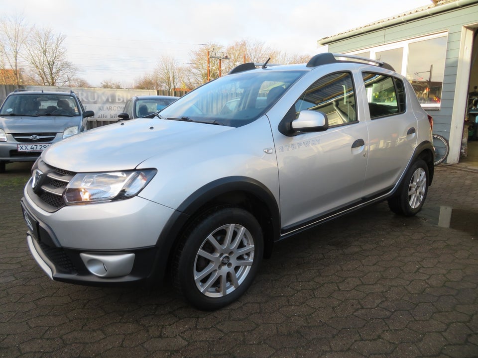 Dacia Sandero Stepway 0,9 TCe 90 Prestige Easy-R 5d