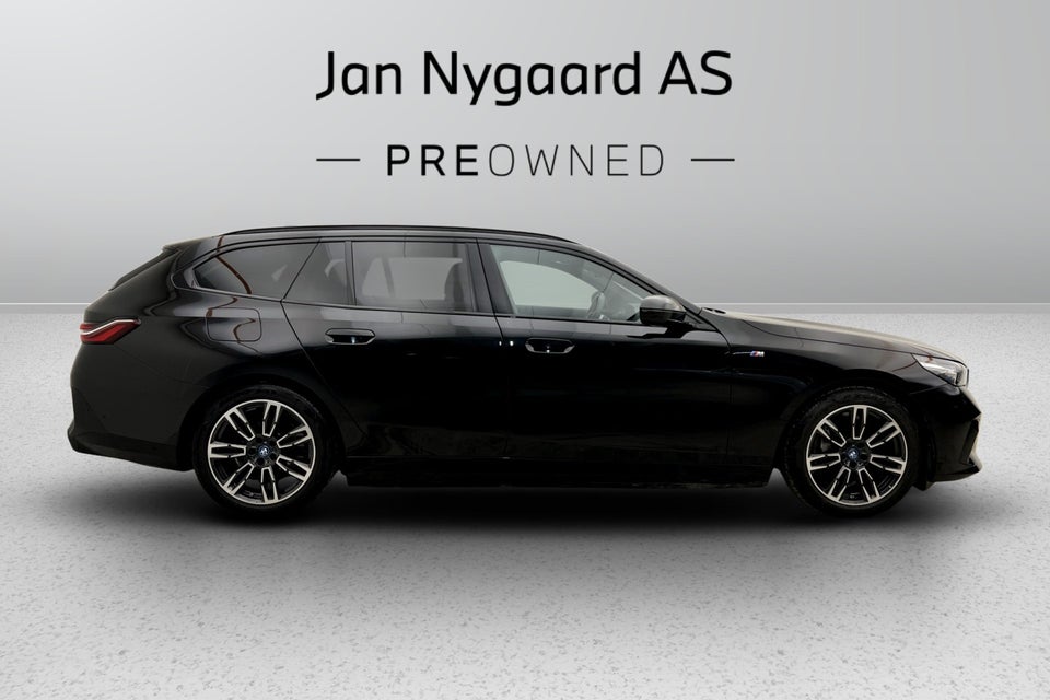 BMW i5 eDrive40 Touring M-Sport 5d