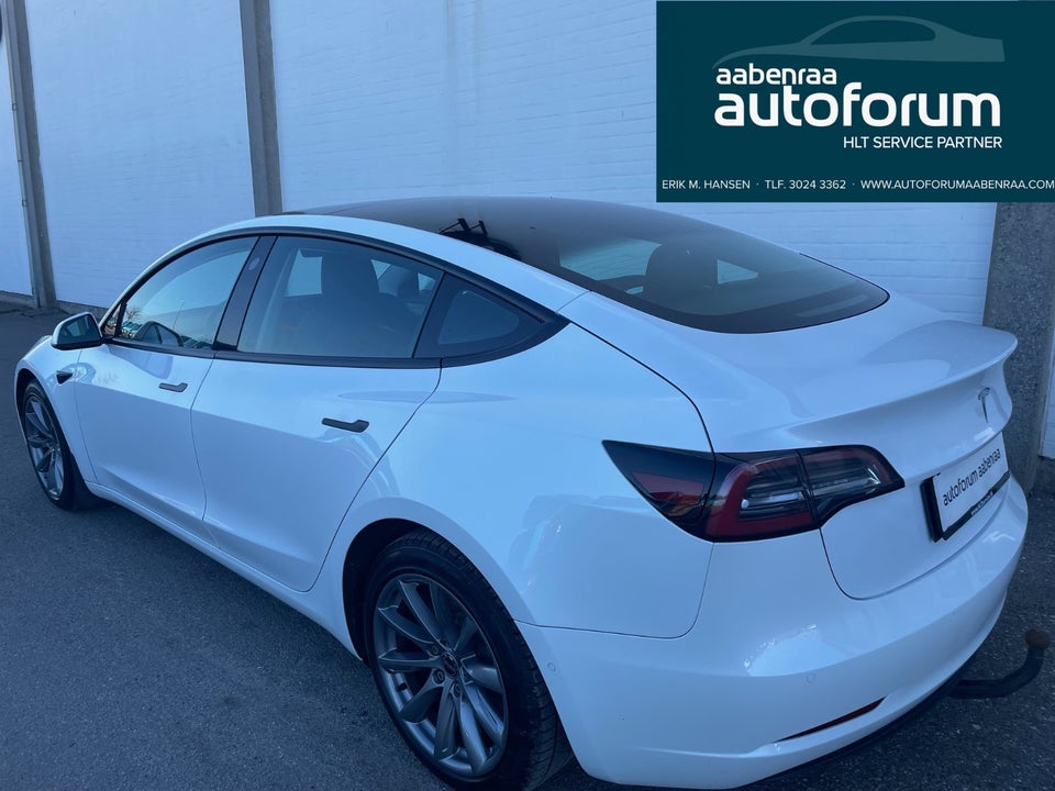 Tesla Model 3 Standard Range+ RWD 4d