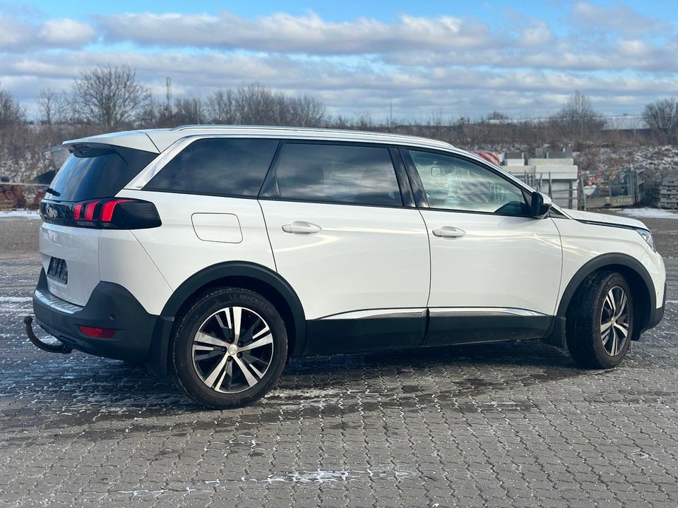 Peugeot 5008 1,6 BlueHDi 120 Allure EAT6 7prs 5d