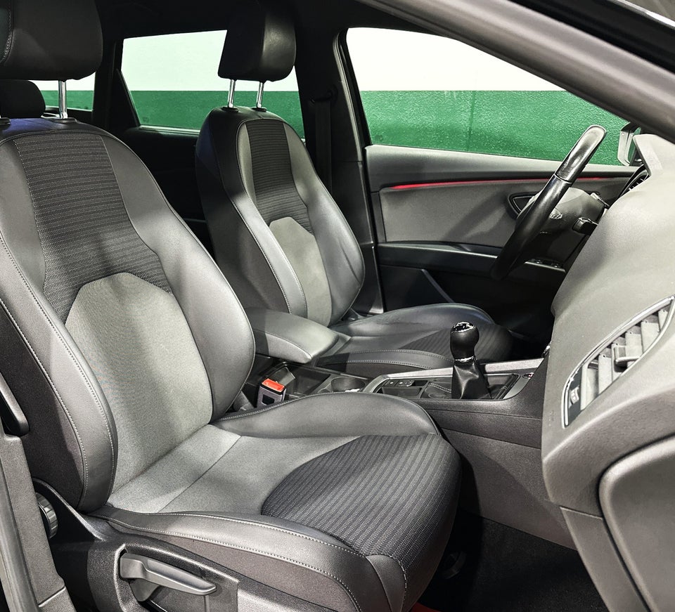 Seat Leon 2,0 TDi 150 Xcellence ST 5d