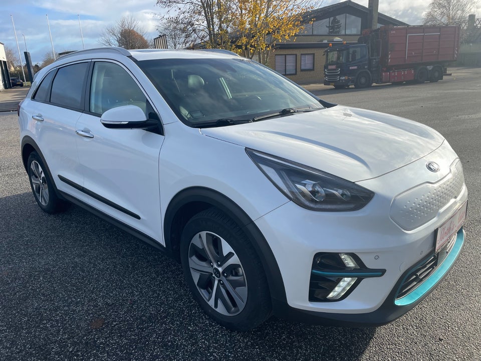 Kia e-Niro 64 Premium 5d