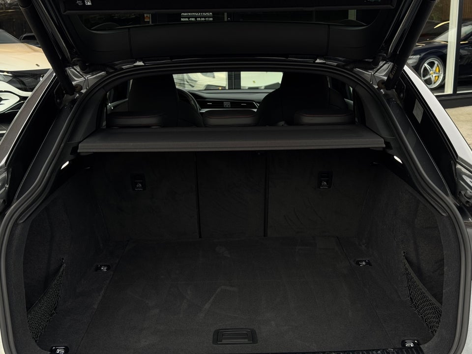 Audi Q8 e-tron 55 S-line Sportback quattro 5d