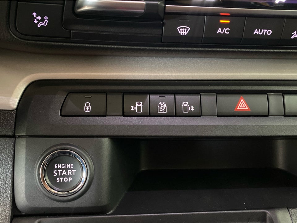 Peugeot e-Traveller 75 L2 Business