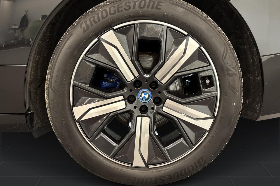 BMW iX xDrive50 Supercharged 5d