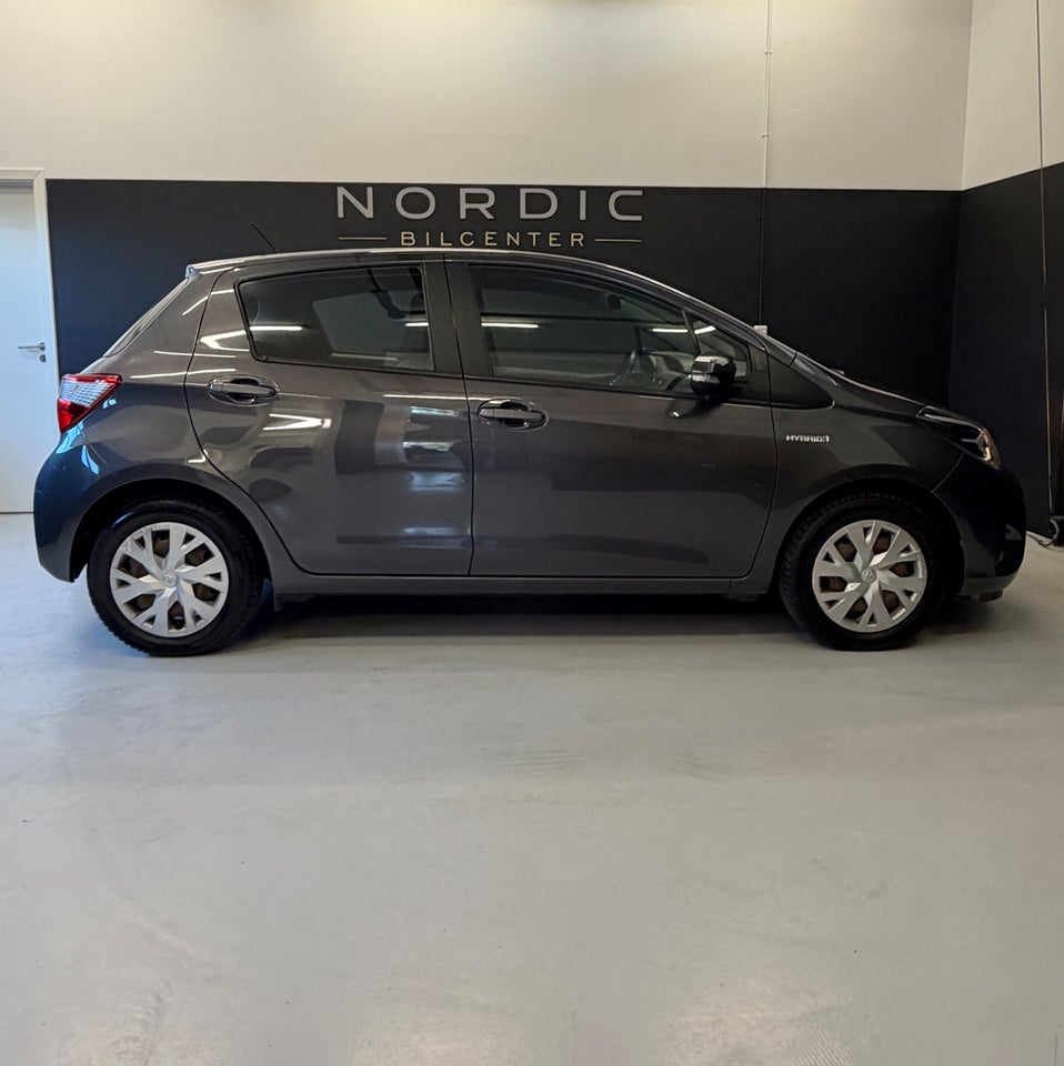 Toyota Yaris 1,5 Hybrid H2 Premium e-CVT 5d