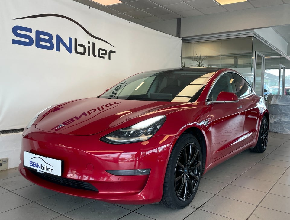 Tesla Model 3 Long Range AWD 4d