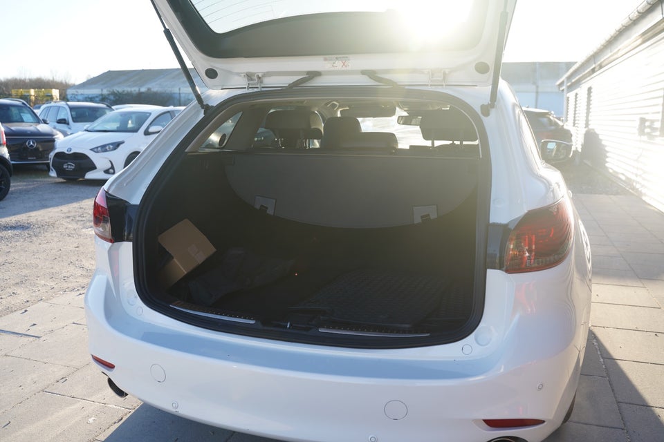 Mazda 6 2,0 SkyActiv-G 165 Premium stc. aut. 5d