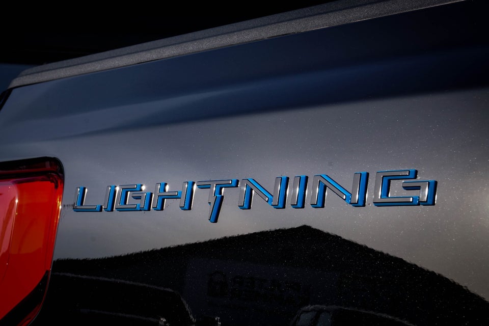 Ford F-150 Lightning Lariat Extended Range 4d
