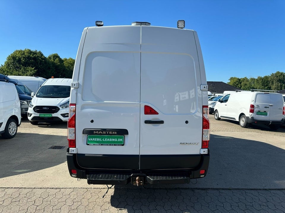 Renault Master III T35 2,3 dCi 165 L3H2 Kassevogn RWD