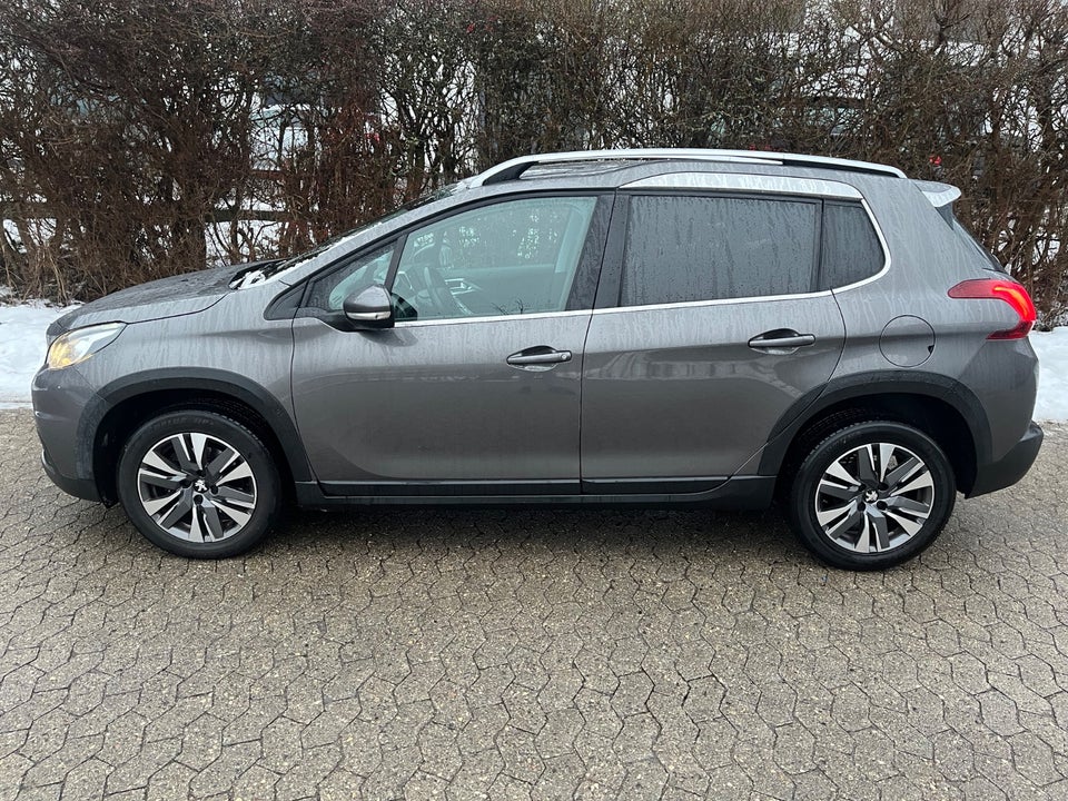 Peugeot 2008 1,2 e-THP 110 Allure 5d