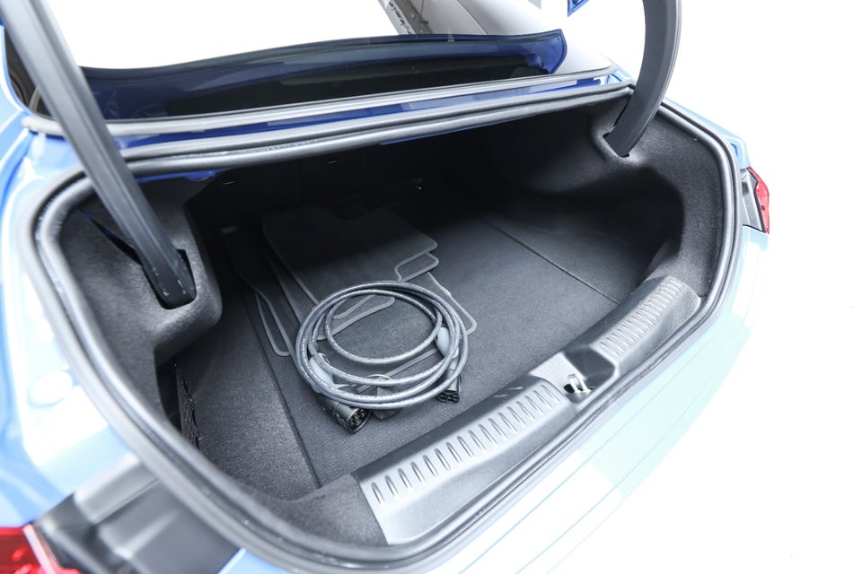 Mercedes CLA250+ EQ Progressive 4d