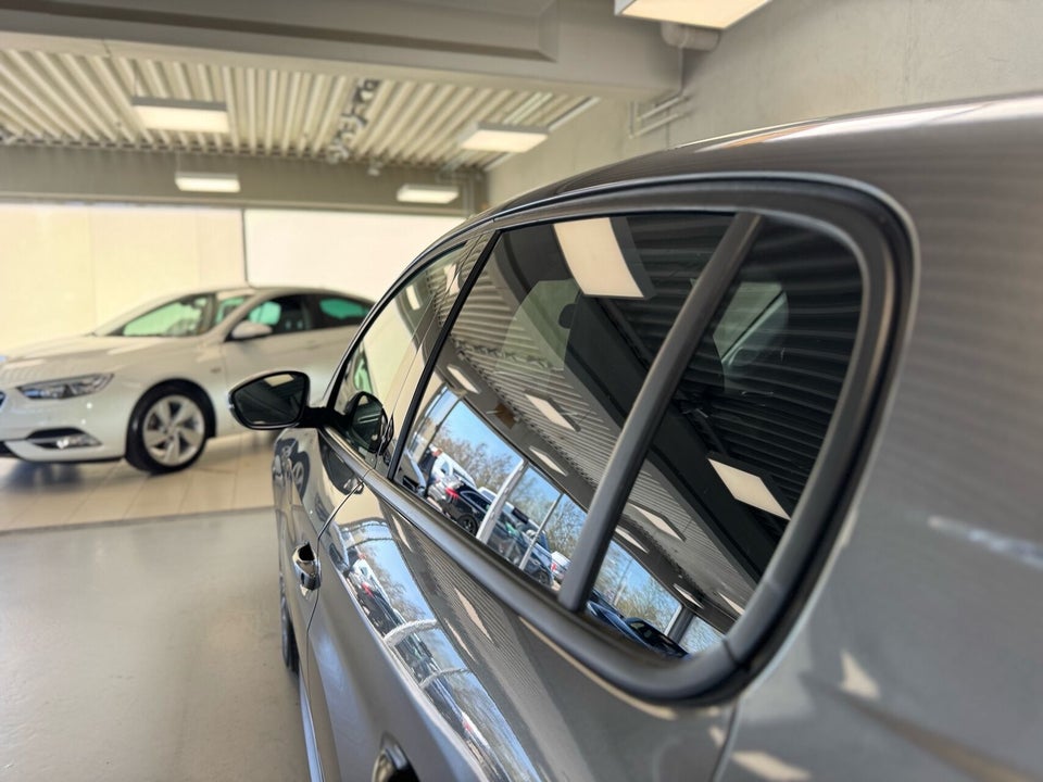 Peugeot 208 1,2 PureTech 100 Allure Sky 5d